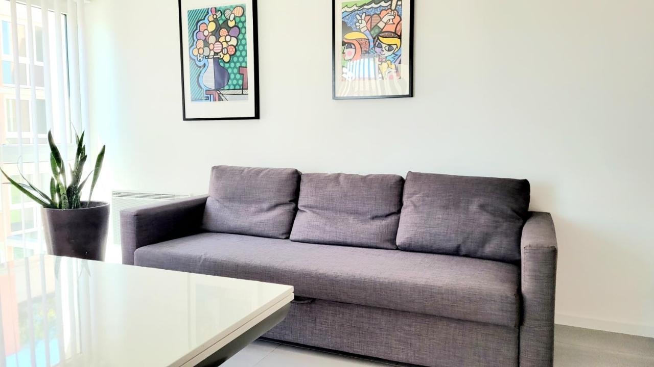 Saint Exupery Apartment *